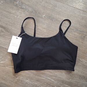 Black Seamless Longline Cropped Bralette with Adjustable Straps, NWT